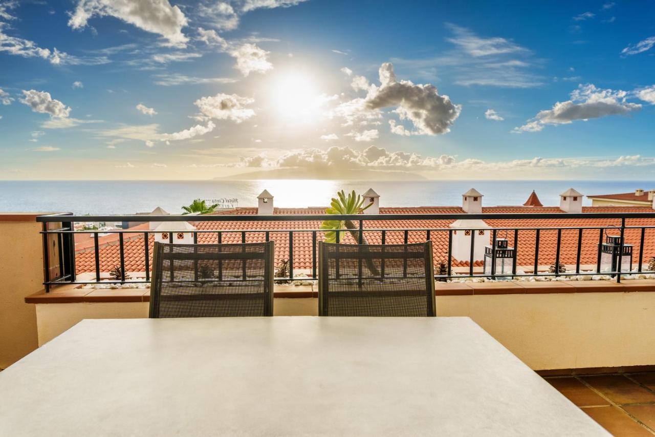 Santiago Seaview - Sun Terrace And Pool Apartment Пуерто де Сантяго Екстериор снимка